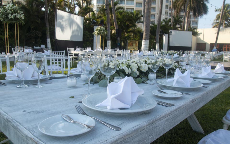Celebrate one of the best days of your life at Emporio Hotels